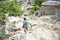 Un seisme de magnitude 4,9 s'est produit mardi en Haiti, faisant au moins 4 morts et 36 blesses.
