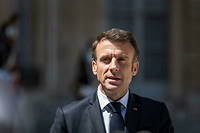 Emmanuel Macron a reagi sur Twitter a l'attaque au couteau qui a fait plusieurs blesses a Annecy, jeudi 8 juin.
