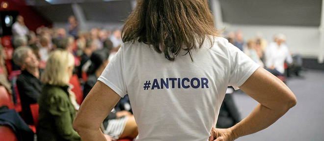 Le tribunal administratif de Paris a prive l'association anticorruption Anticor de la possibilite d'agir en justice.