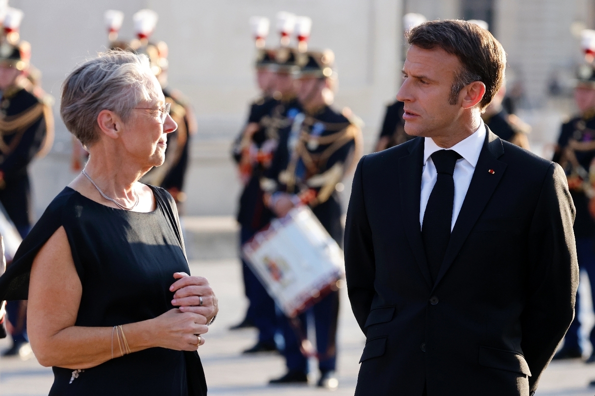 Remaniement: Dîner à L'Elysée Pour Ministres En Sursis