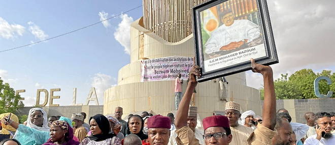 Le Niger, un pays pauvre a l'histoire jalonnee de coups d'Etat, etait l'un des derniers allies de la France au Sahel, une region minee par l'instabilite, la precarite et les attaques djihadistes.
