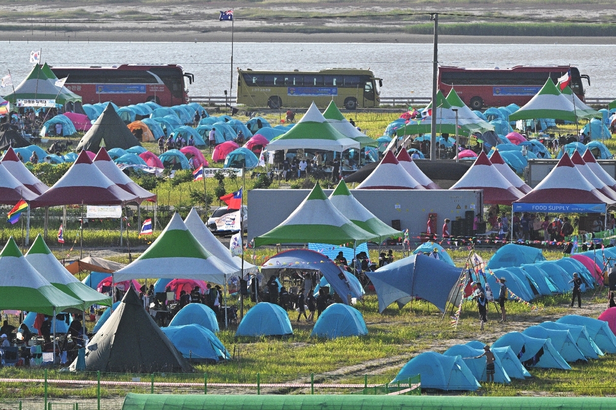 En Corée du Sud, la grande fête mondiale des scouts vire au cauchemar