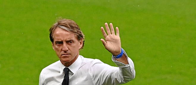 Roberto Mancini lascia l’incarico di allenatore, tra la sorpresa di tutti