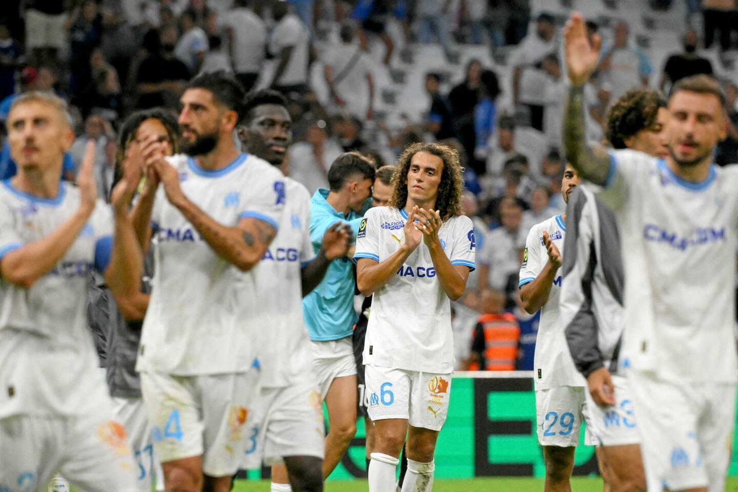 Marseille wins over Brest and takes first place