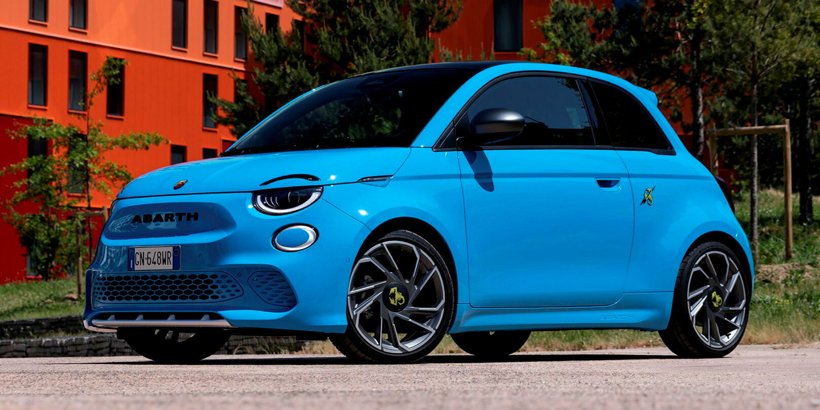 500 Abarth : quelle version de la citadine sportive choisir ?