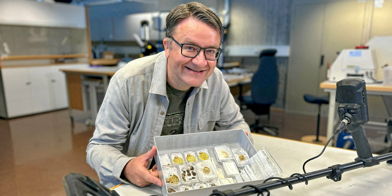 på en strand gjør en turgåer århundrets oppdagelse