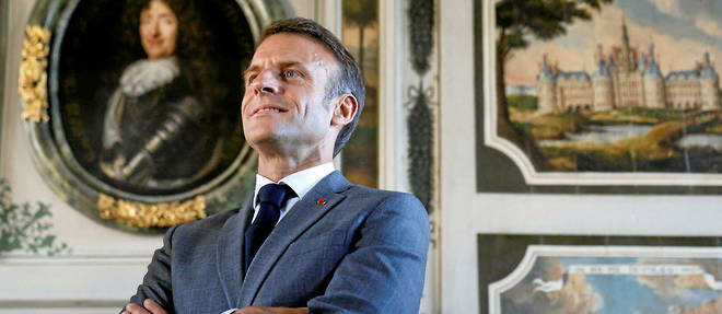 Emmanuel Macron a annonce la mise en place d'une collecte destinee au patrimoine religieux, ce vendredi 15 septembre.
