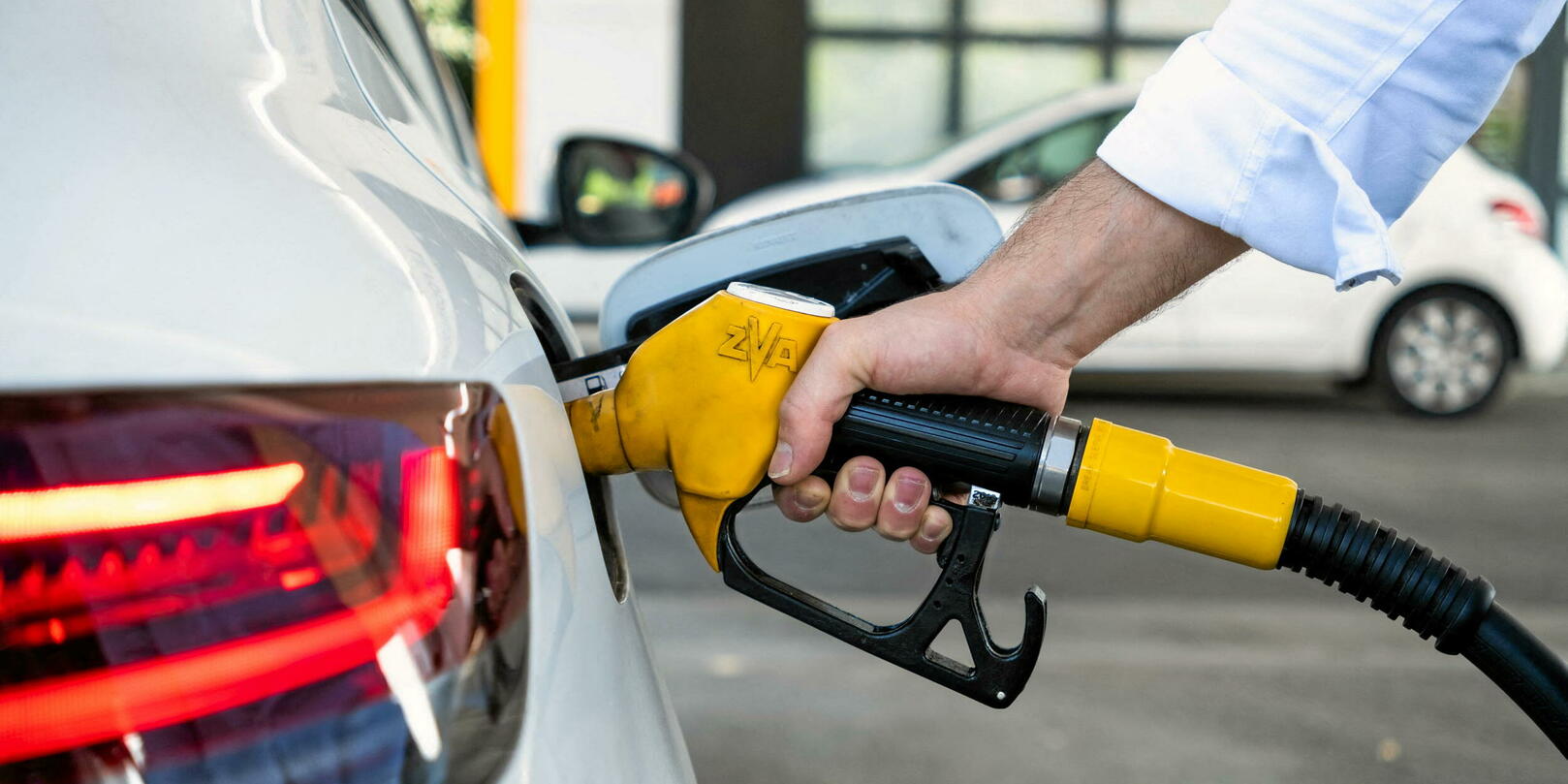 Des dizaines de stations-service vendent le litre de diesel moins
