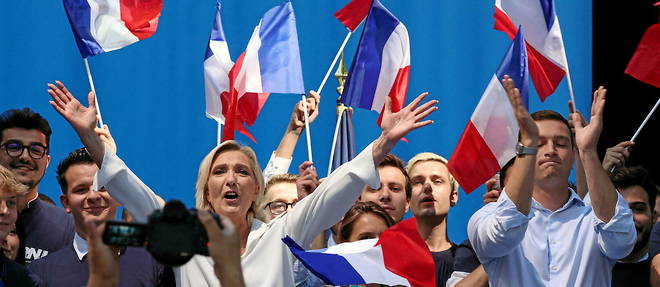 La passation de pouvoir entre Le Pen et Bardella au RN ce n'est a priori pas pour 2027. 
