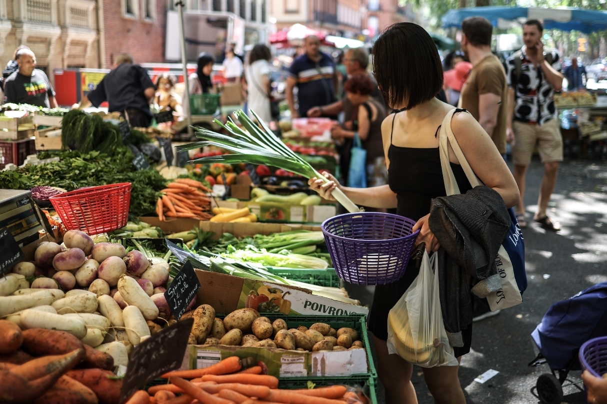 En France, les prix alimentaires ralentissent, l'énergie sous surveillance