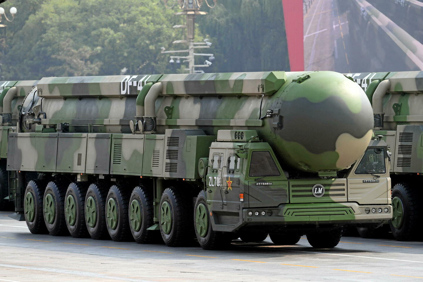 China and the US are discussing regulating their nuclear arsenals