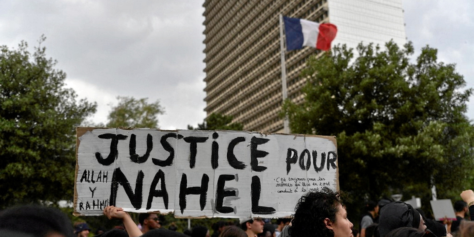 Mort De Nahel : Le Policier Auteur Du Tir Remis En Liberté Sous ...