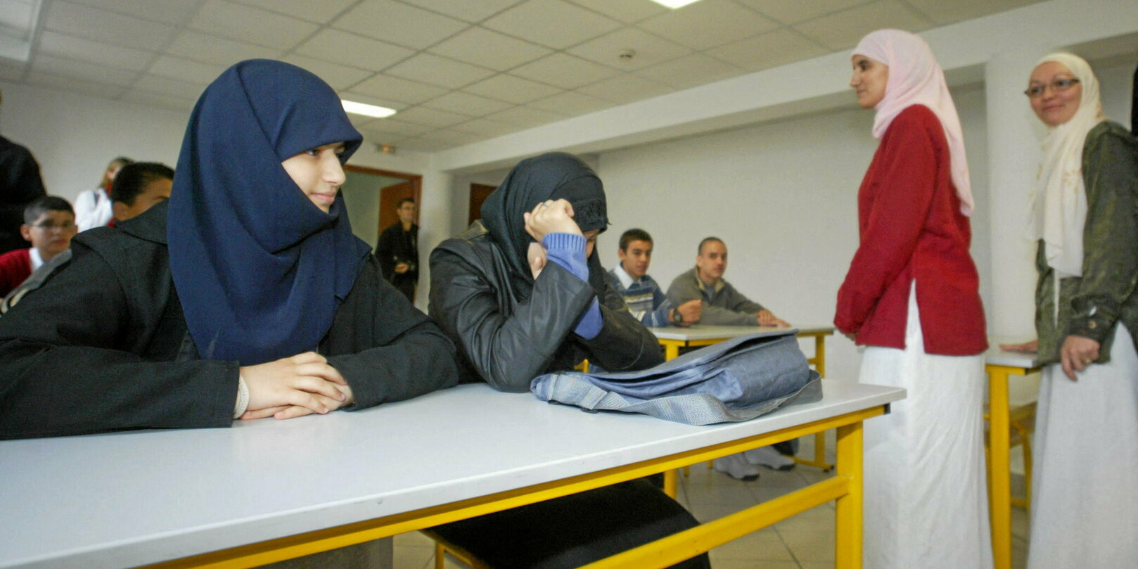 L’étrange Pétition De Soutien Au Lycée Musulman Averroès De Lille