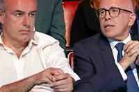 Éric Ciotti et Olivier Marleix, lors d'une Assemblée générale au Cirque d'Hiver à Paris, le 17 juin 2023.
