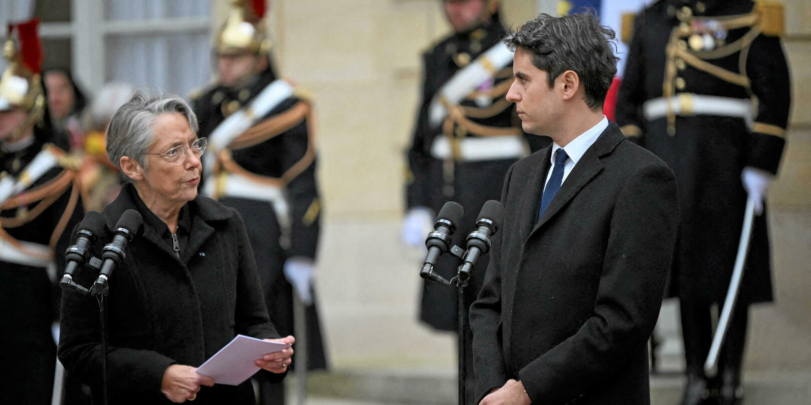 Remaniement : Gabriel Attal annonce réunir les « forces vives du pays dès cette semaine »