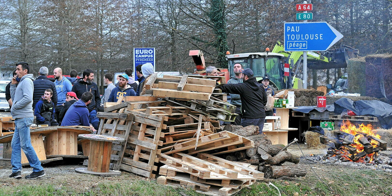 Colère des agriculteurs : les manifestants amplifient leur mouvement, le point sur les blocages du mercredi 24 janvier 2024