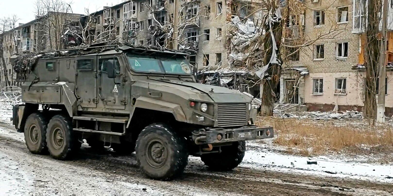 26075022lpw-26075236-mega-une-jpg_101284