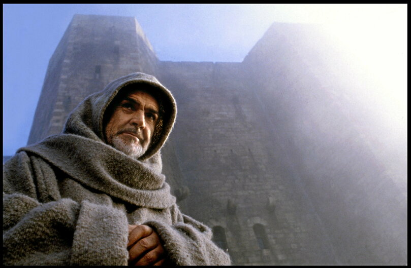 <em>Le Nom de la Rose </em>de Jean-Jacques Annaud (1986), Sean Connery n'est plus James Bond mais le moine franciscain Guillaume de Baskerville.
 ©  © Neue Constantin / DR
