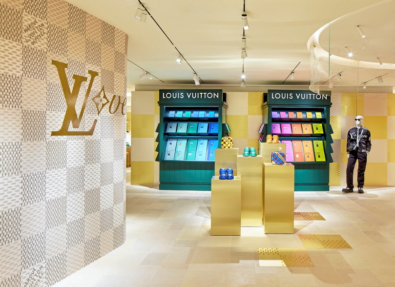La librairie au cœur de la résidence éphémère de Vuitton sur les Champs-Élysées.
 ©  Stéphane Muratet