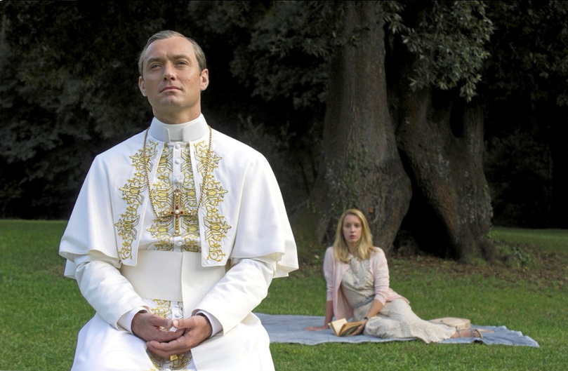 En 2016, elle donne la réplique à Jude Law dans la série <em>The Young Pope</em> réalisée par Paolo Sorrentino.
 ©  HBO