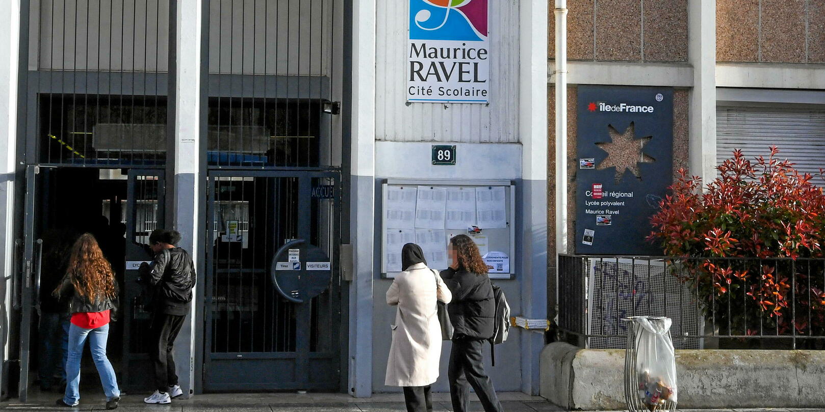 Lycée Maurice-Ravel : le proviseur menacé de mort sort du silence