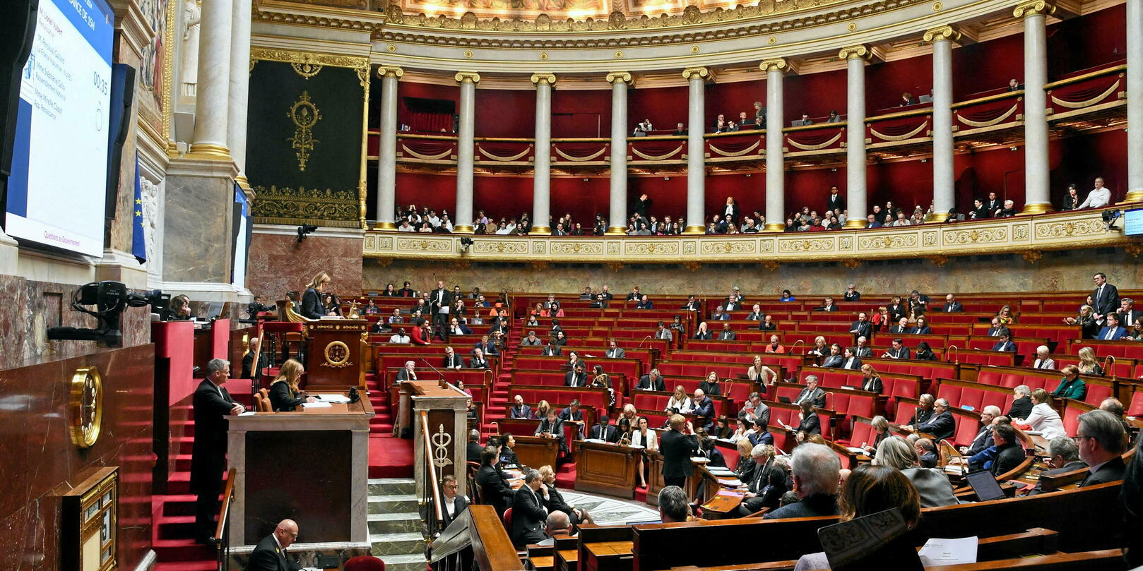 Sondage législatives 2024 : le RN en tête devant le Nouveau Front populaire, Renaissance derrière