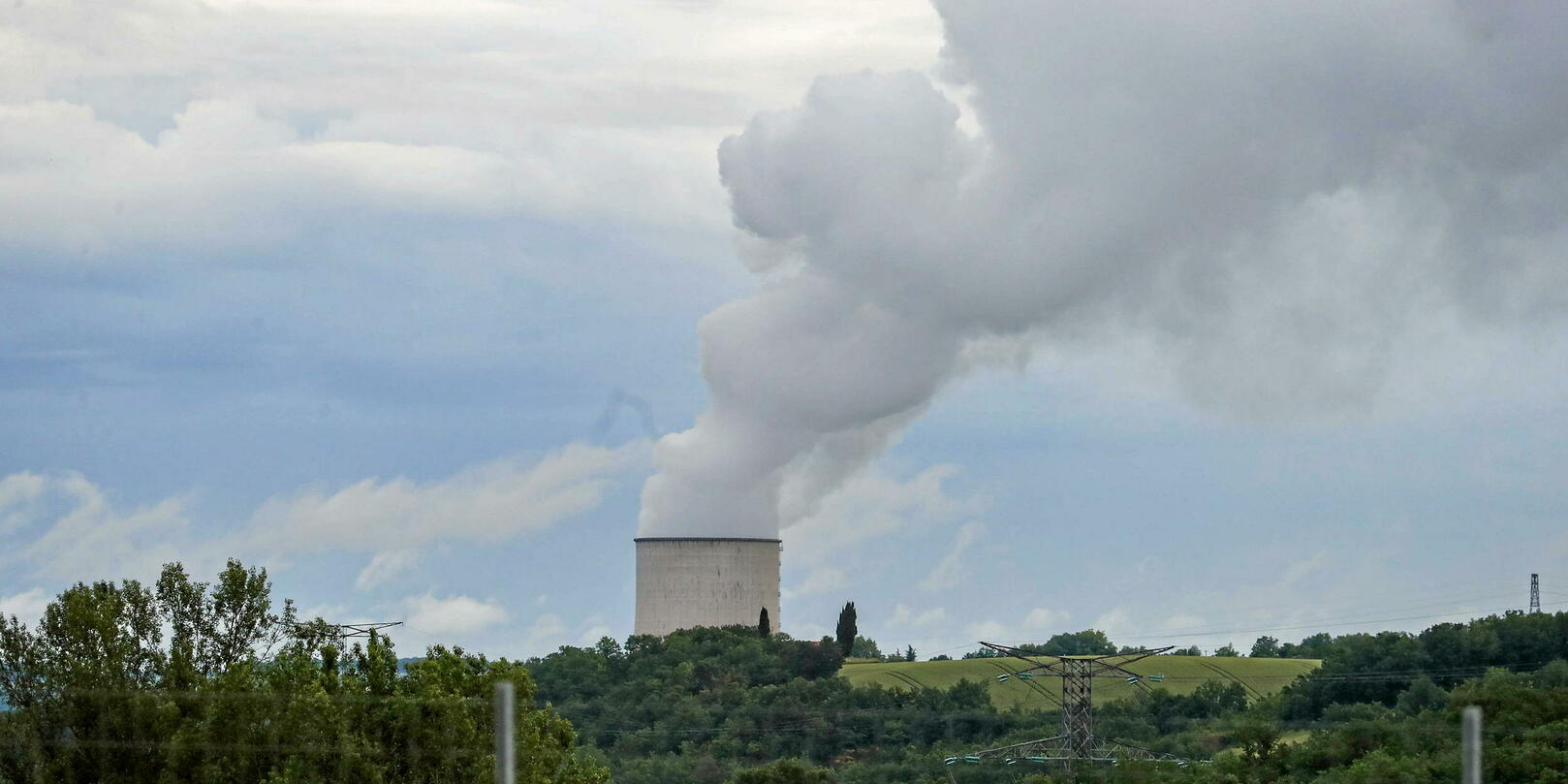 a crucial mechanism for the future of EDF and nuclear power in France imposed on the sly