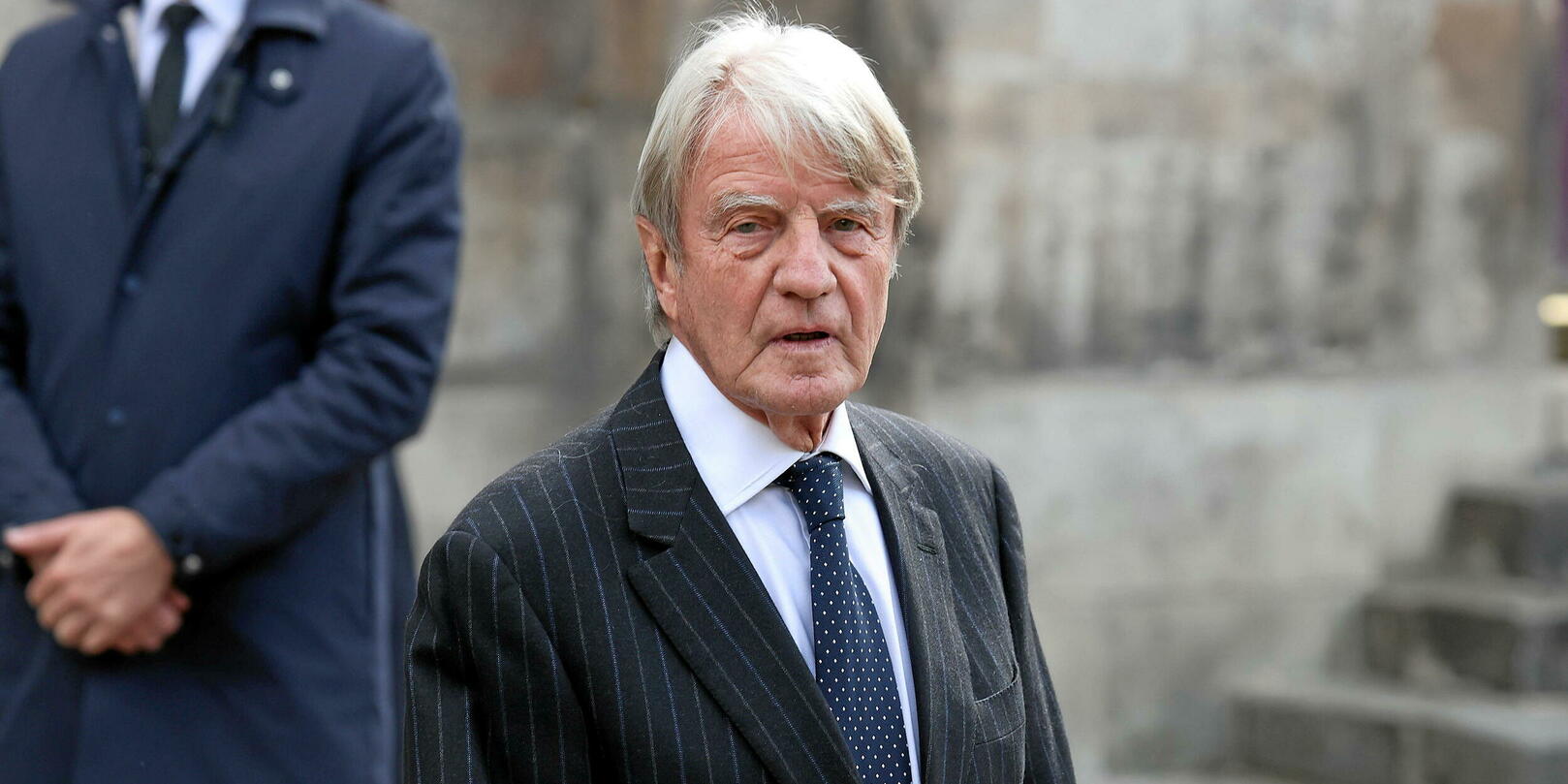 Photo Lettre ouverte  Bernard Kouchner
