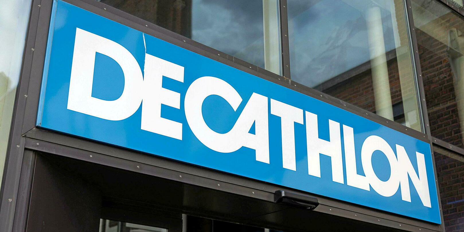 Immigration : pourquoi le magasin Decathlon de Calais est pointé du doigt