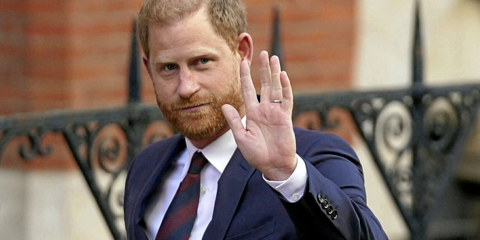 Entre Charles III et le prince Harry, le temps du pardon ?