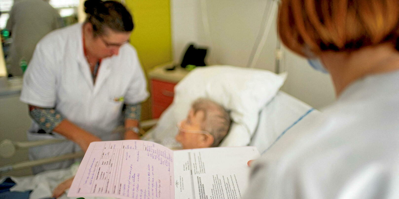 Frédéric Worms sur l’aide à mourir : « Les dilemmes de la bioéthique opposent toujours deux conceptions du bien »
