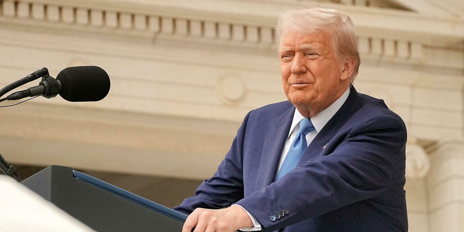 Après Joe Biden, faut-il s’inquiéter pour la santé de Donald Trump ?