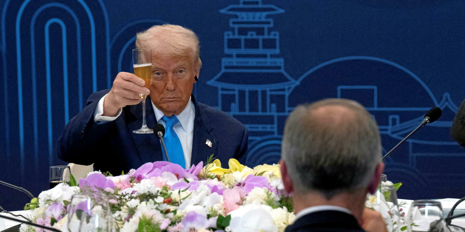 « Une annonce totalement absurde » : comment Trump risque de relancer la course à la bombe nucléaire