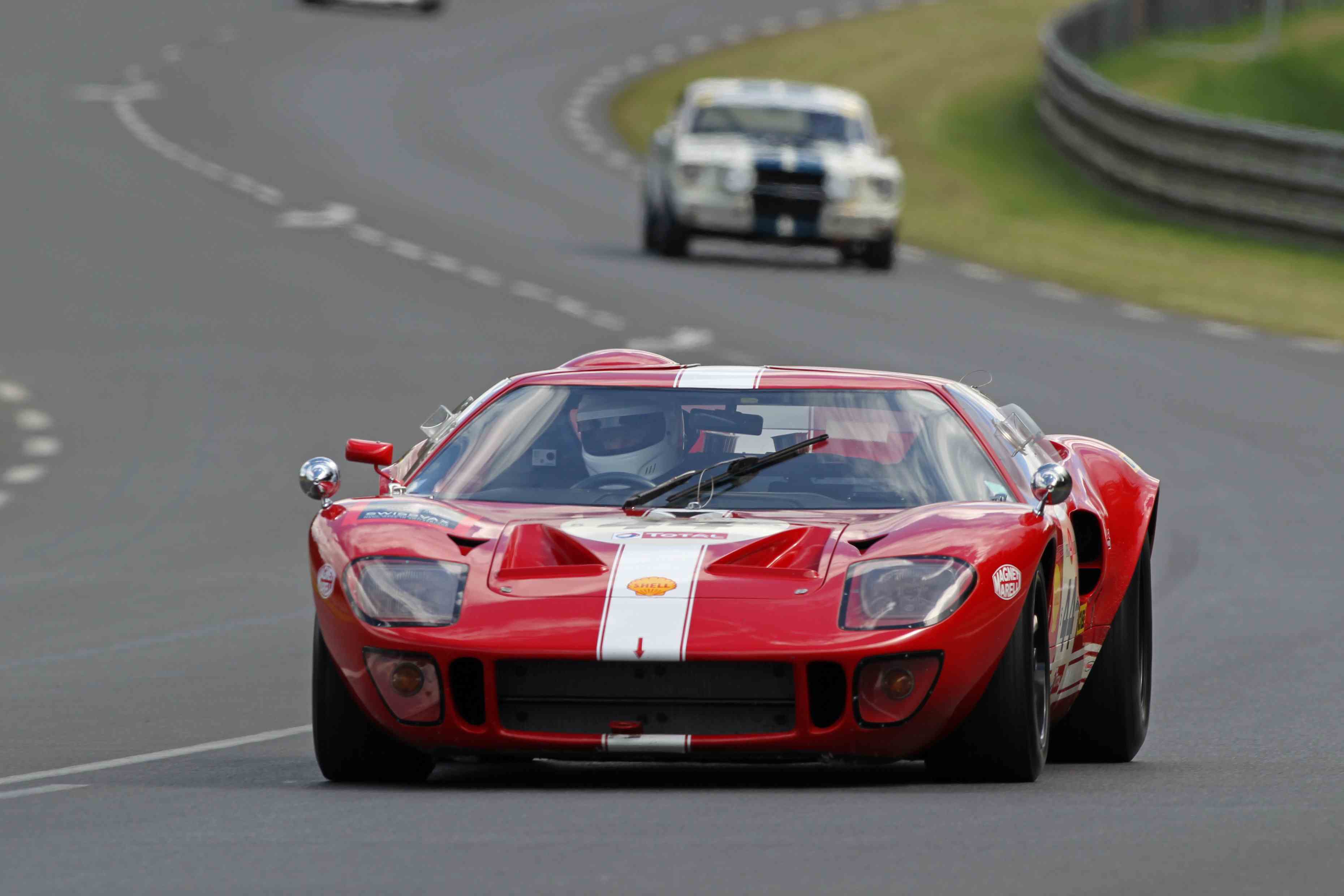 Ford против ferrari. Ferrari gt40. Феррари gt 40. Ford gt40 Ford vs Ferrari. Ford gt40 mk4.